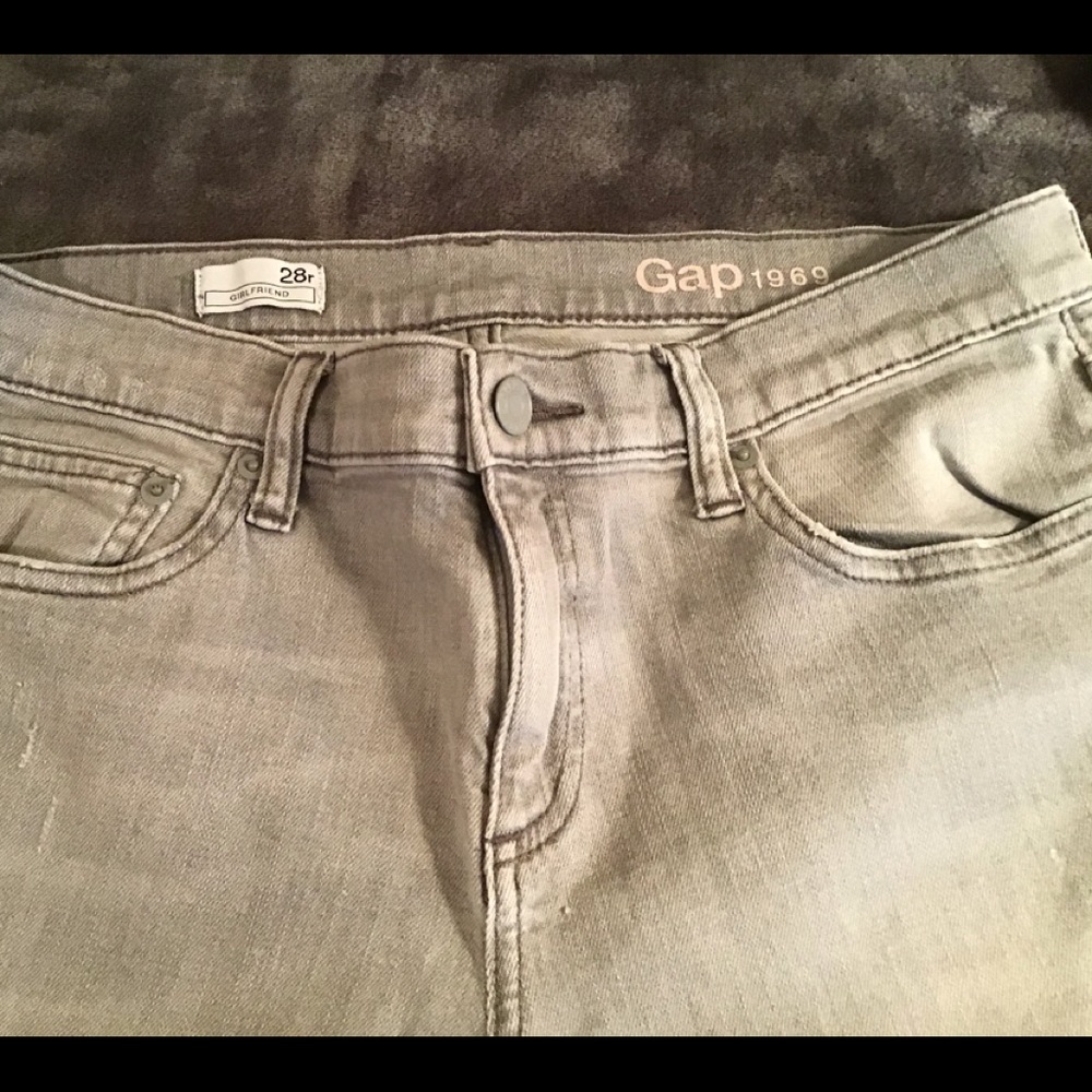 Gap 1969 Girlfriend Jeans